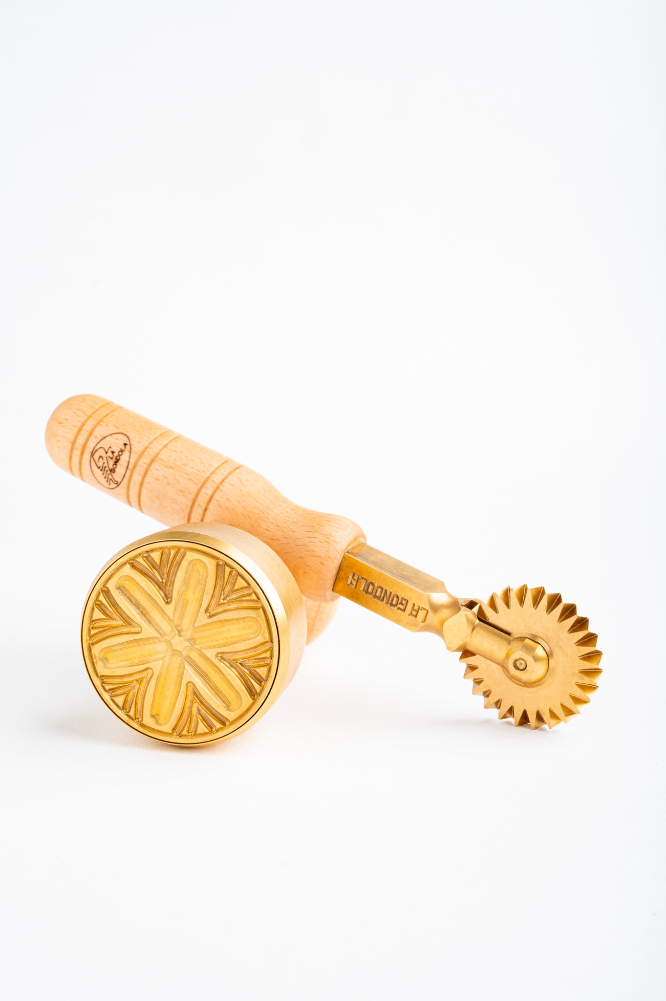 Stamp and cutter set for pasta