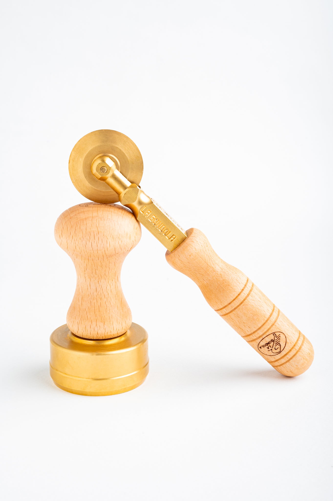 Stamp and cutter set for pasta