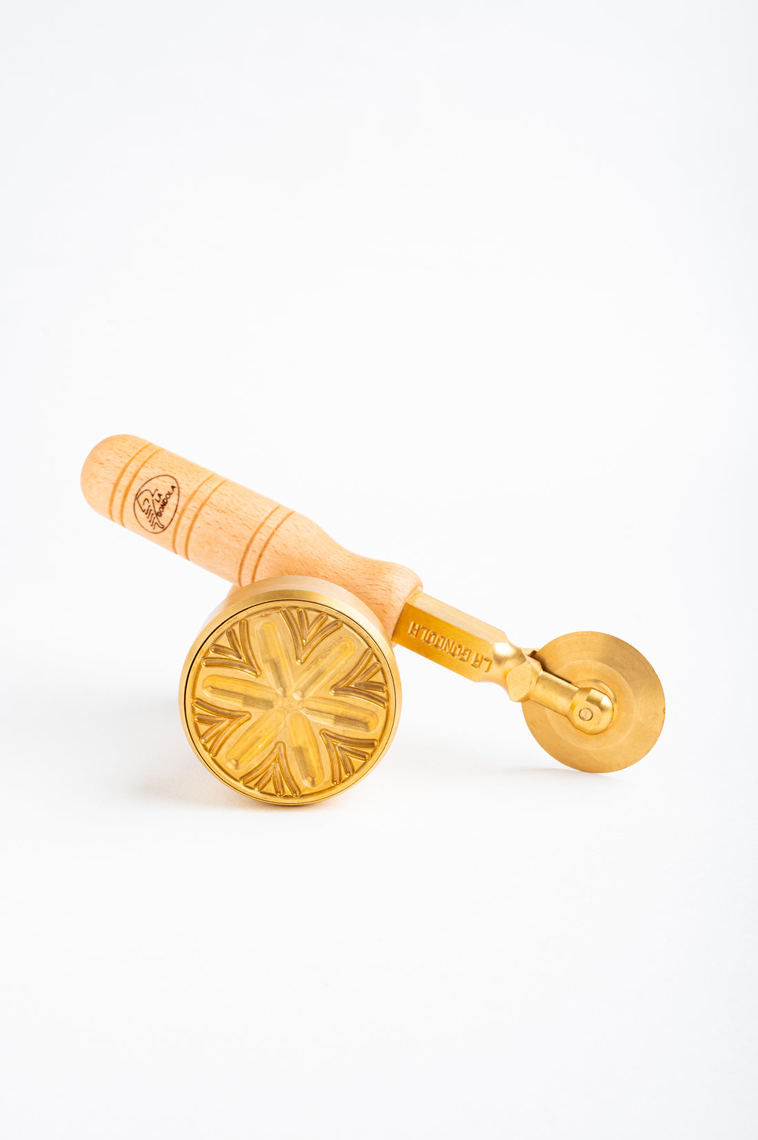 Stamp and cutter set for pasta