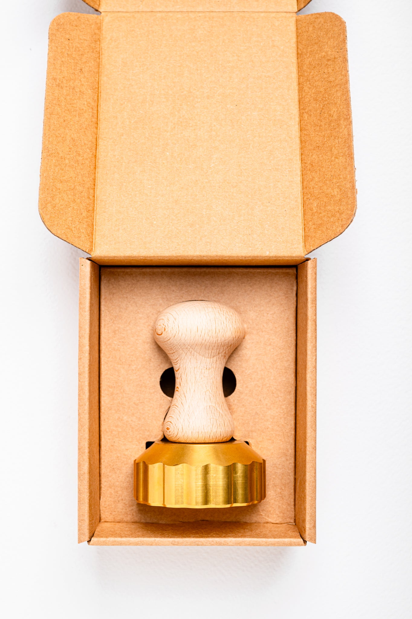 Professional Ravioli and Pasta SHELL Stamp in Brass and Natural Wood - ELENA