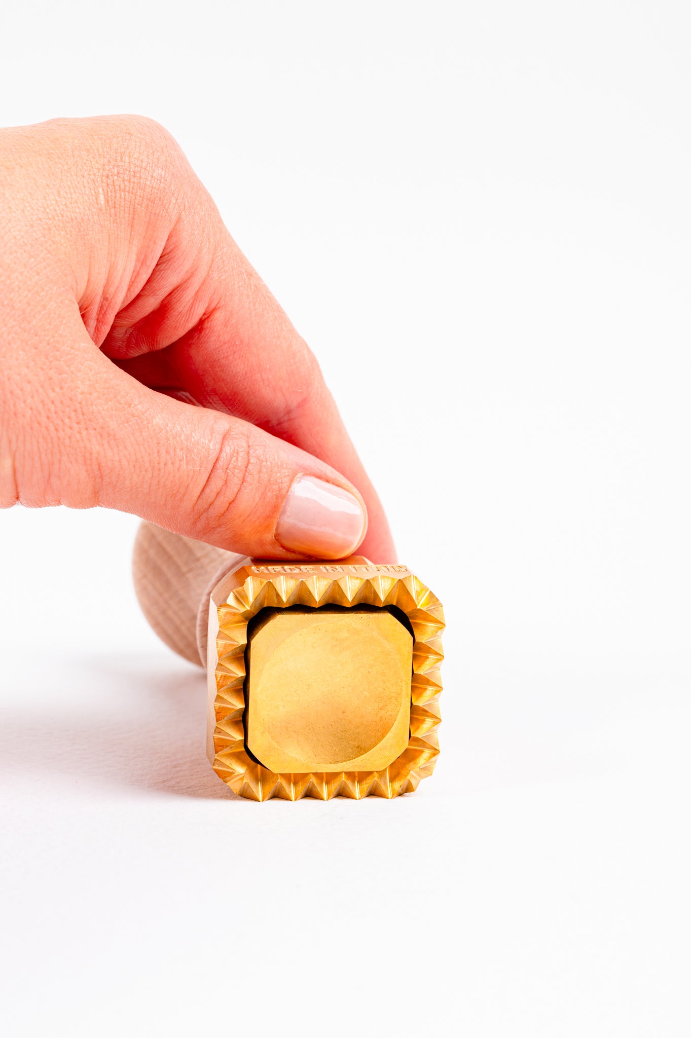 Professional Ravioli and Pasta SQUARE (35x35) Stamp in Brass and Natural Wood - IMMA