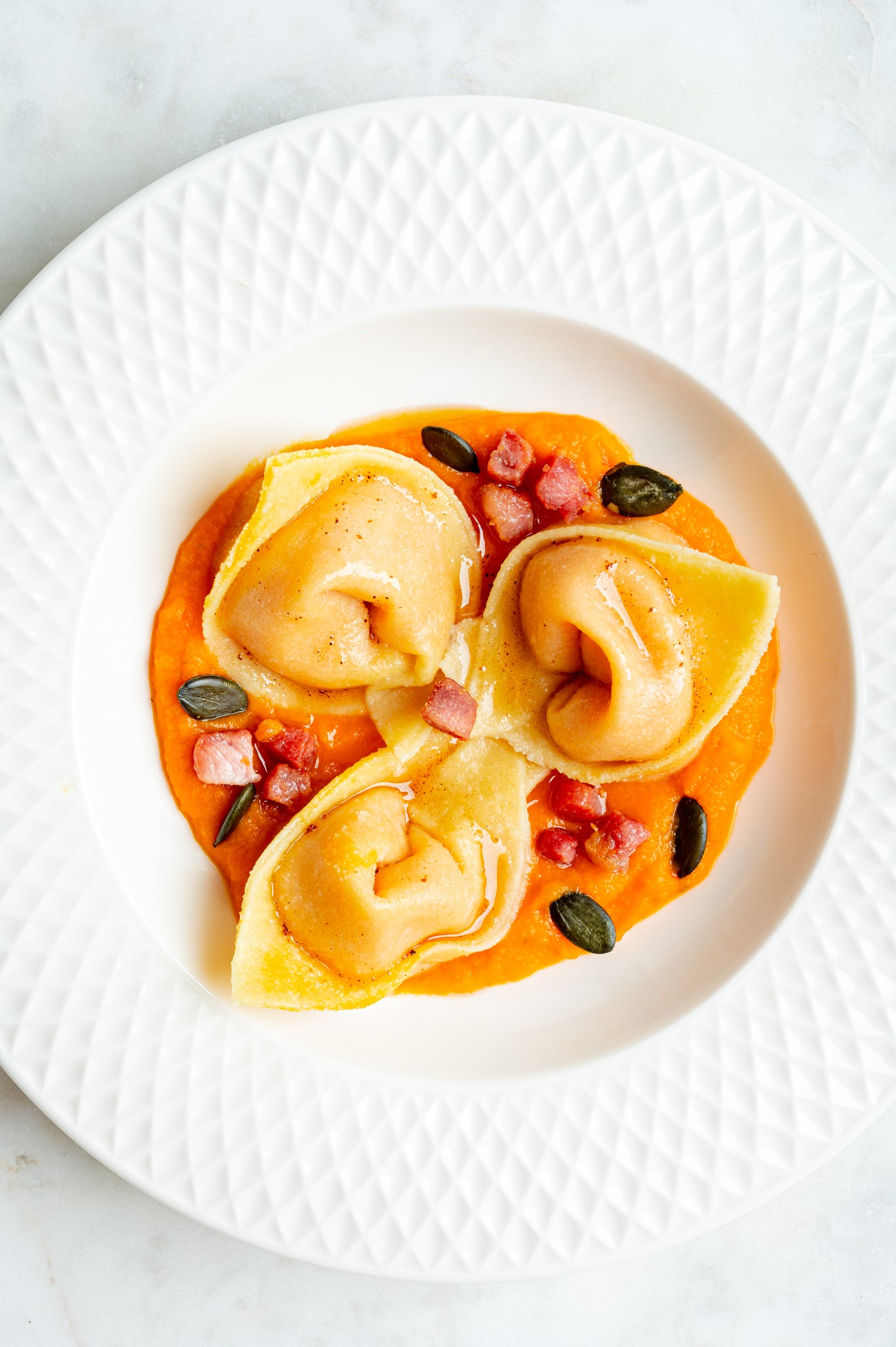 2 pasta and ravioli cutter, 1 Festooned and 1 Smooth
