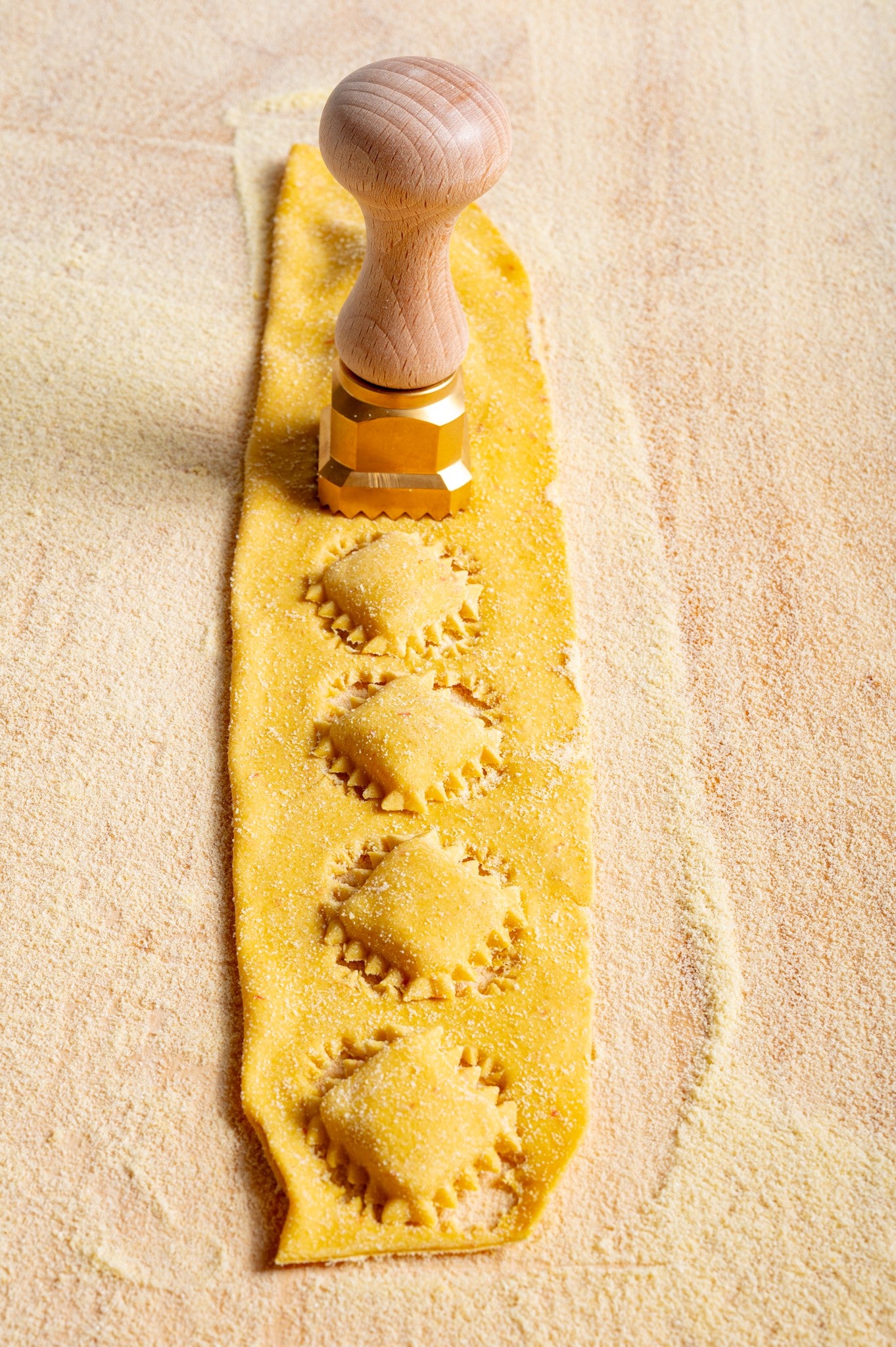 Professional Ravioli and Pasta SQUARE (35x35) Stamp in Brass and Natural Wood - IMMA