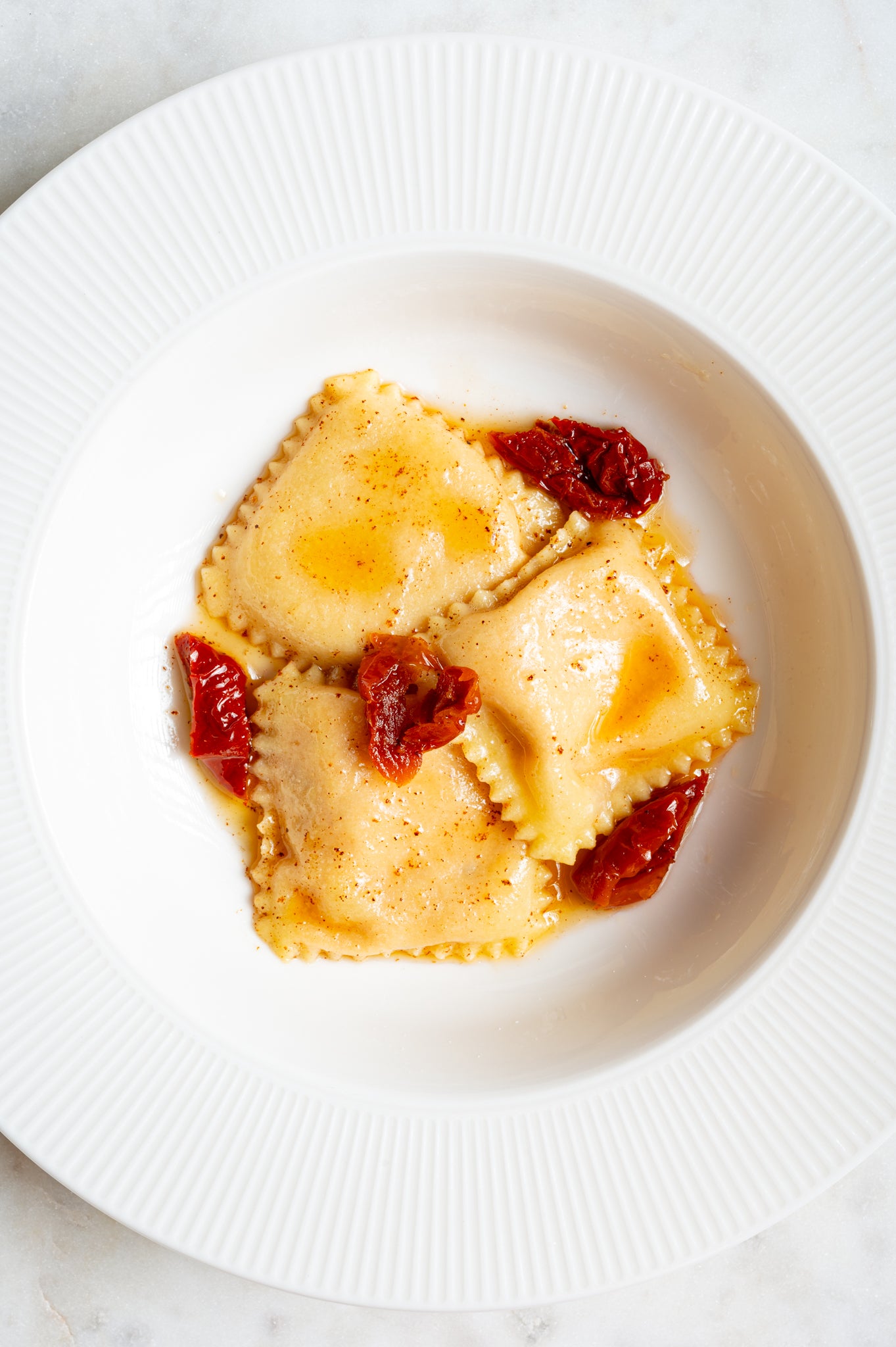 Professioneller Ravioli- und Pastastempel QUADRATISCH (60x60) aus Messing und Naturholz - NINA