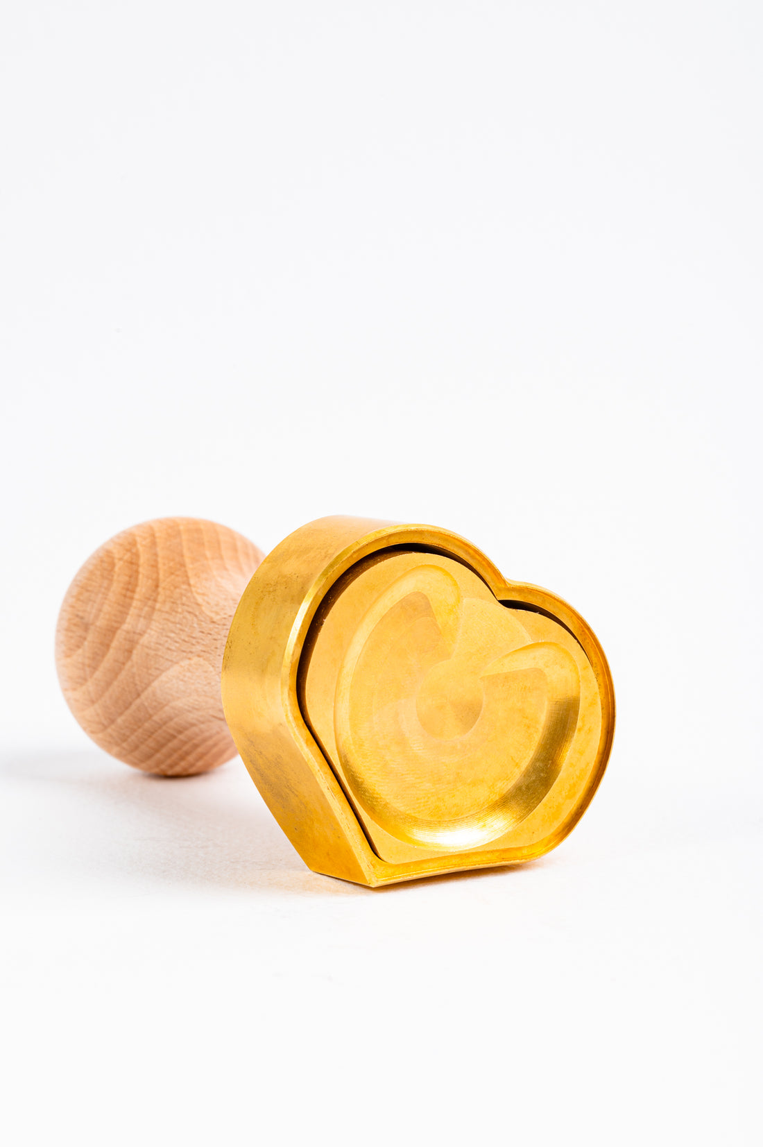 Professional Ravioli &amp; Tortelli Heart Stamp (Love) in Brass and Natural wood
