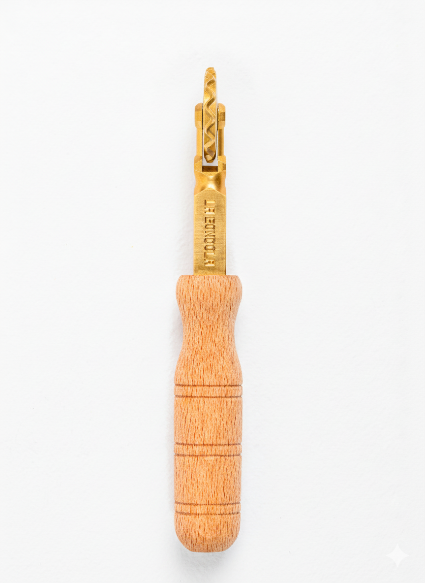 Professional Crimped Pasta Cutter Wheel, in Durable Brass and Natural Wood - TANO